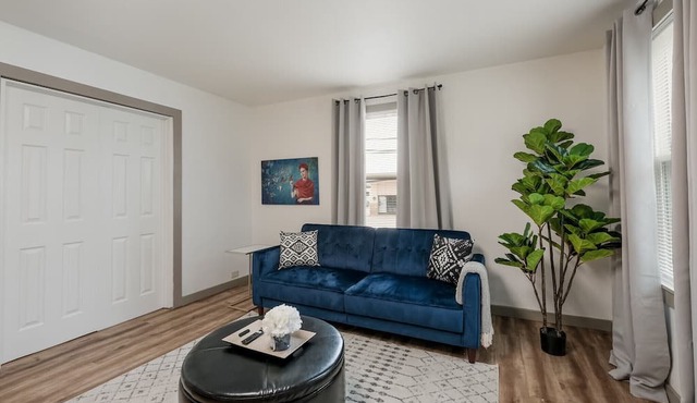102MA-A - 30% off -1BR & 1BA Fully Furnished Apt - Central San Antonio
