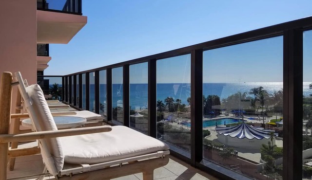 Executive Large 5 Bedroom Bachelorette Dream Vacation - 807