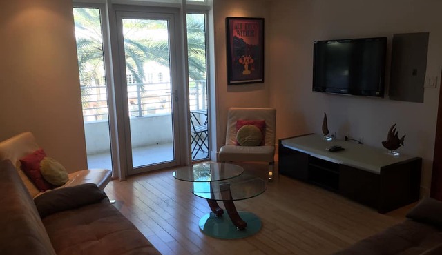 Miami Beach Luxury on South Beach Suite 303
