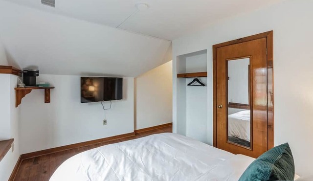 Cozy retreat in Thornton, PA!
