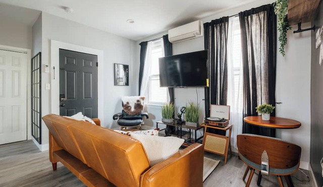 Café Greenery - Luxury 2 Bedroom 1 Bath 30min to NYC! New Launch Promo!