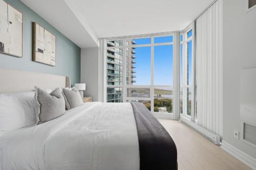 Luxury 2BR Condo with King Beds & Views
