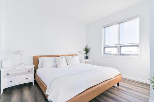 City View 2 King Suites Floor-to-Ceiling Views