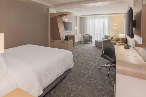 Courtyard by Marriott Burlington-Oakville