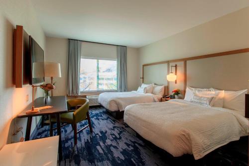 Fairfield Inn 